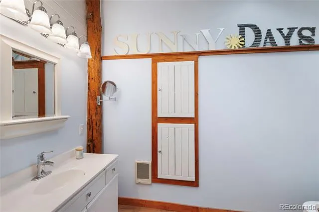 135 Daniwood Grove Florissant, CO 80816