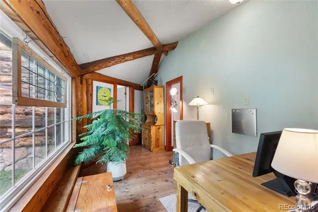 135 Daniwood Grove Florissant, CO 80816