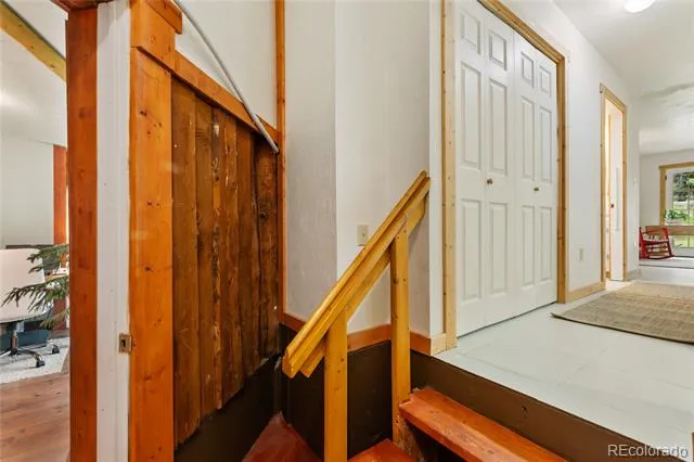 135 Daniwood Grove Florissant, CO 80816