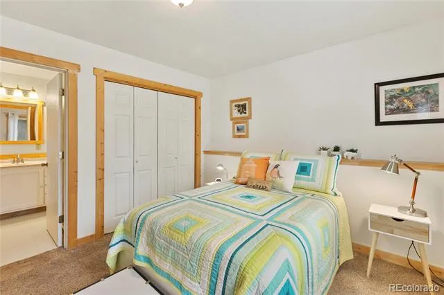 135 Daniwood Grove Florissant, CO 80816
