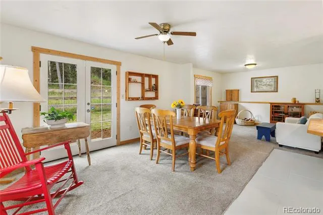 135 Daniwood Grove Florissant, CO 80816