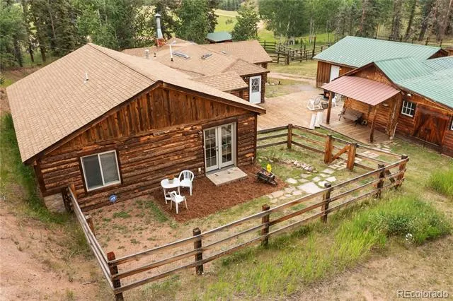 135 Daniwood Grove Florissant, CO 80816