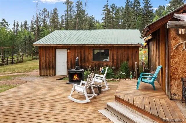 135 Daniwood Grove Florissant, CO 80816