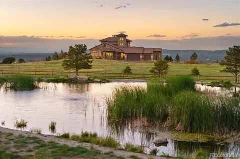 253 Stone Pointe Trail