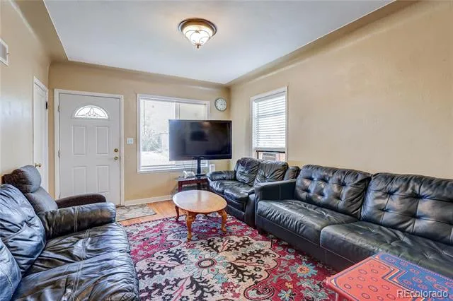 4609 S Lincoln Street Englewood, CO 80113