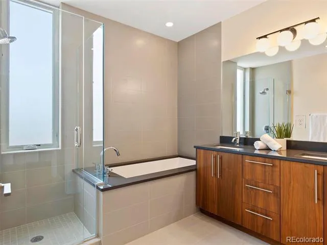 2752 Clay Street #404 Denver, CO 80211