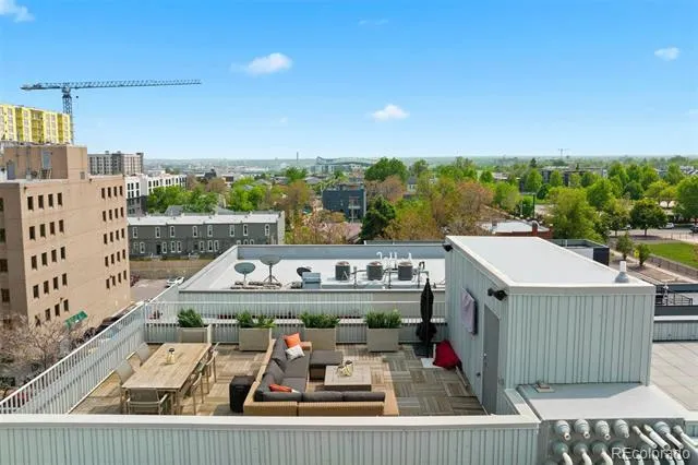 2752 Clay Street #404 Denver, CO 80211
