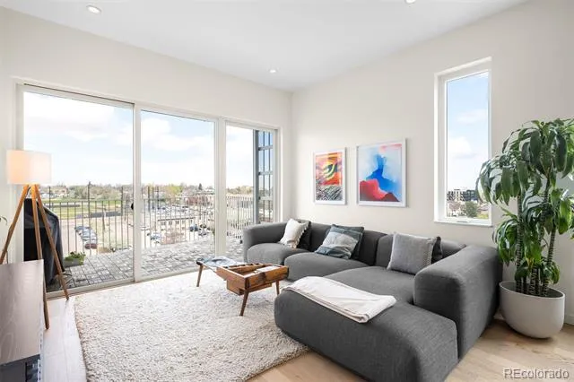 2752 Clay Street #404 Denver, CO 80211