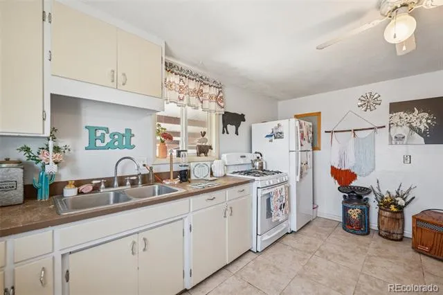 6771 Boone Road Boone, CO 81025