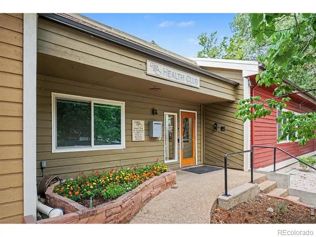2800 Sundown Lane #106 Boulder, CO 80303