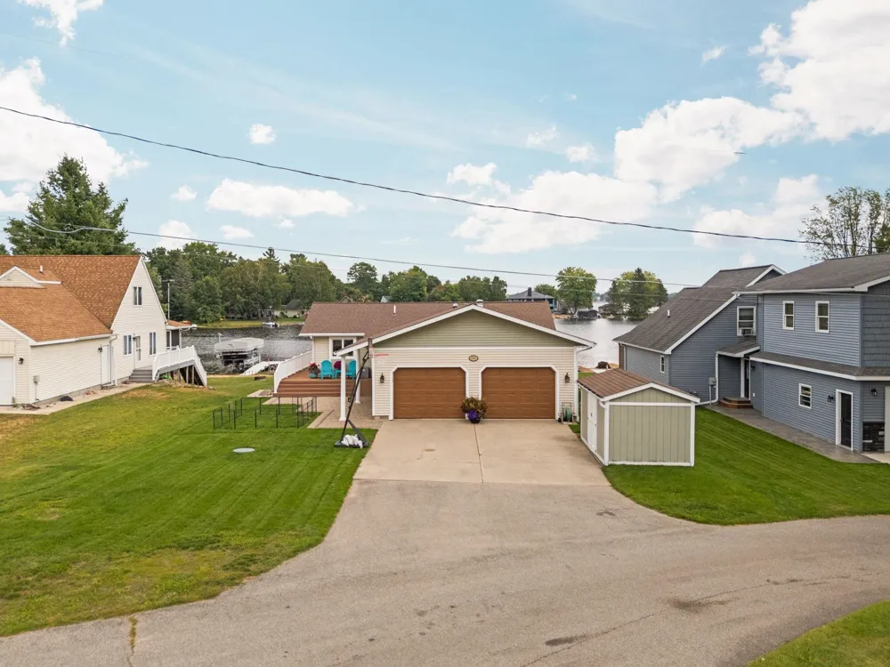 6945 W Redman Drive Lake Township, MI 49651