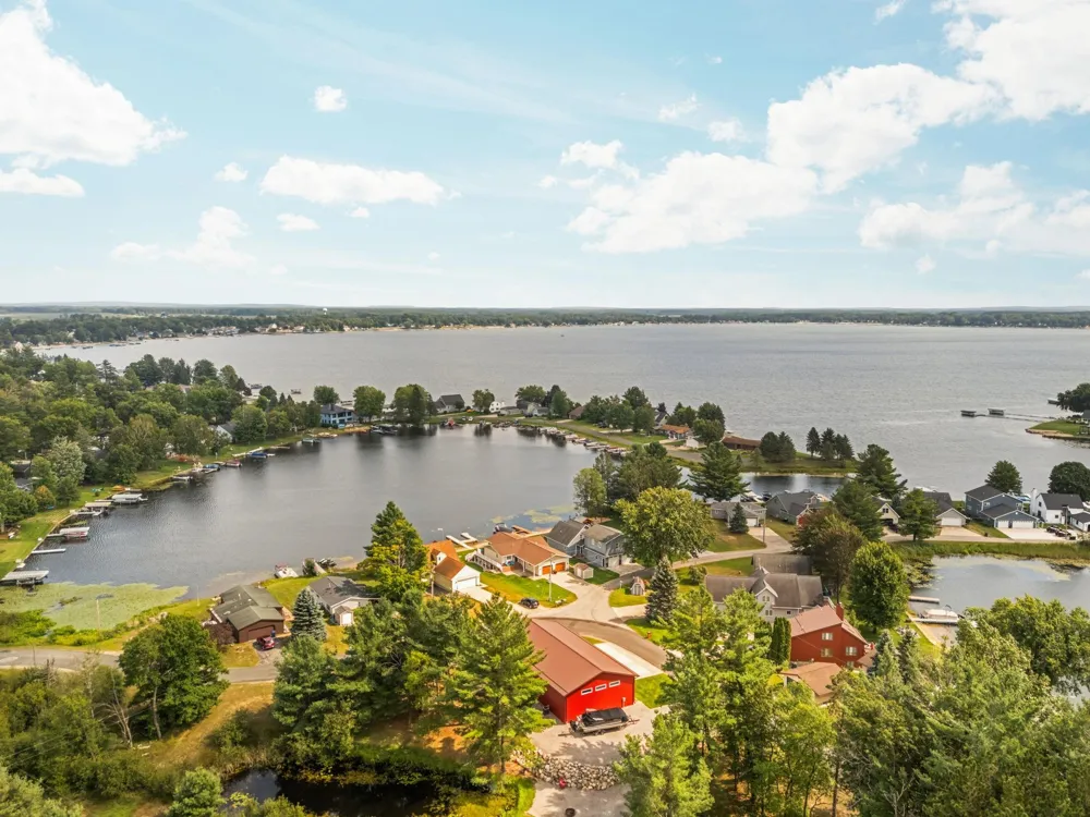 6945 W Redman Drive Lake Township, MI 49651