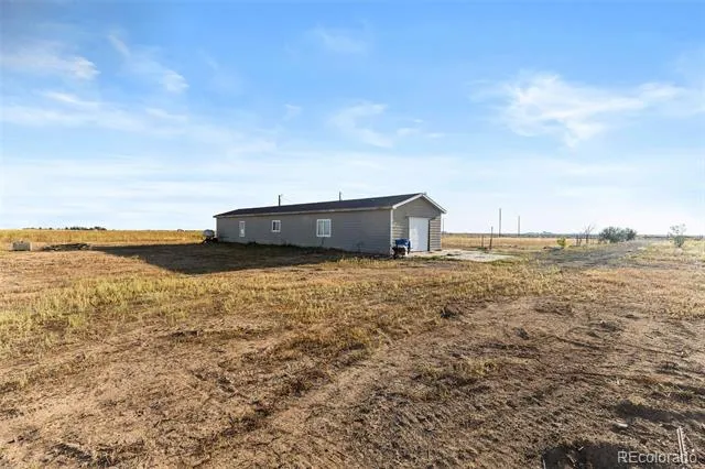 47081 E 106th Avenue Bennett, CO 80102