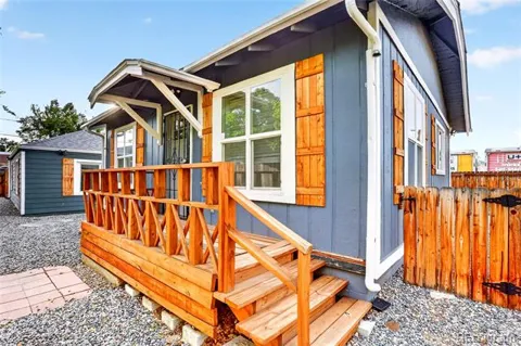1435 UINTA STREET
