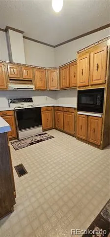401 Iowa Avenue Seibert, CO 80834