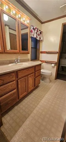 401 Iowa Avenue Seibert, CO 80834