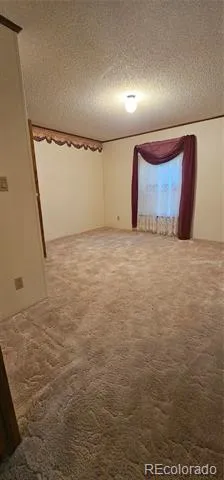 401 Iowa Avenue Seibert, CO 80834