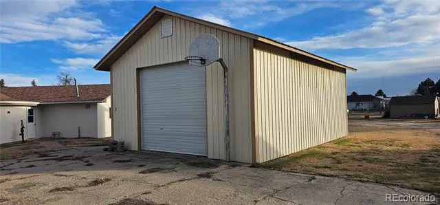 401 Iowa Avenue Seibert, CO 80834