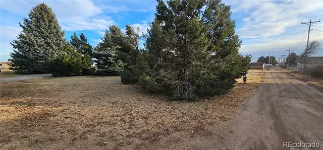401 Iowa Avenue Seibert, CO 80834