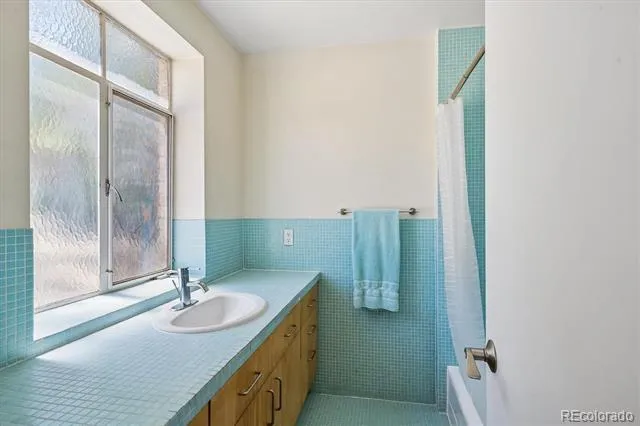 500 E 11th Avenue #301 Denver, CO 80203