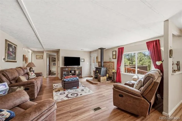 1299 Pikes Peak Drive Florissant, CO 80816