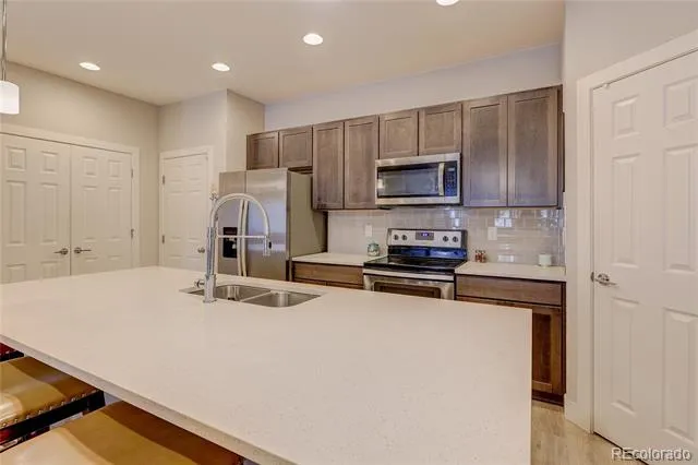 16121 Bolling Drive Denver, CO 80239
