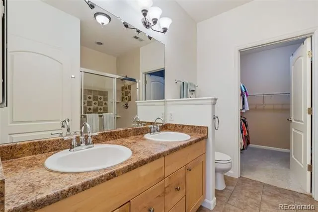 8551 Gold Peak Drive #B Highlands Ranch, CO 80130
