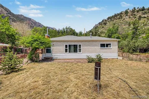 176 Artesian Drive