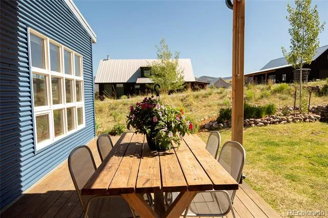 301 Rue La Fong Lane Creede, CO 81130