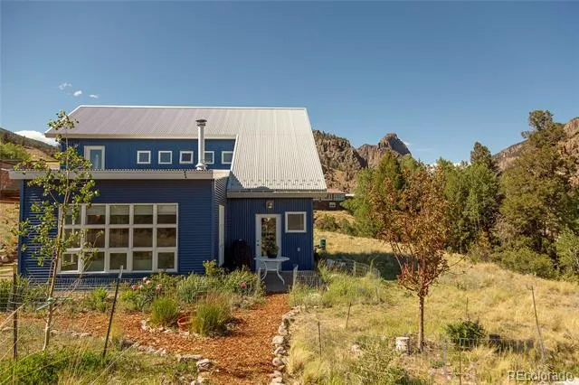 301 Rue La Fong Lane Creede, CO 81130