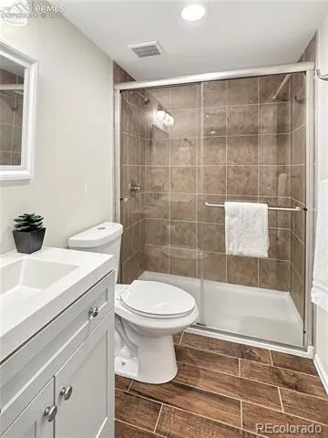 422 Cobblestone Drive Colorado Springs, CO 80906
