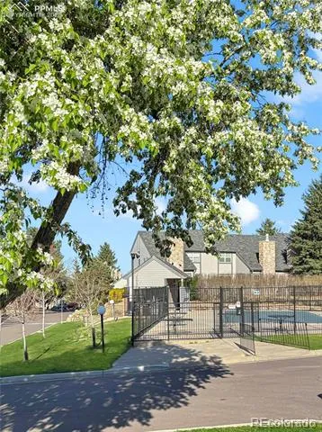 422 Cobblestone Drive Colorado Springs, CO 80906