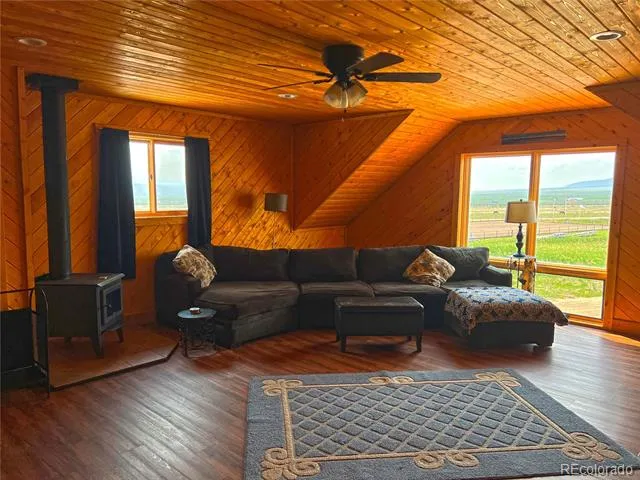 4613 County Road 160 Westcliffe, CO 81252