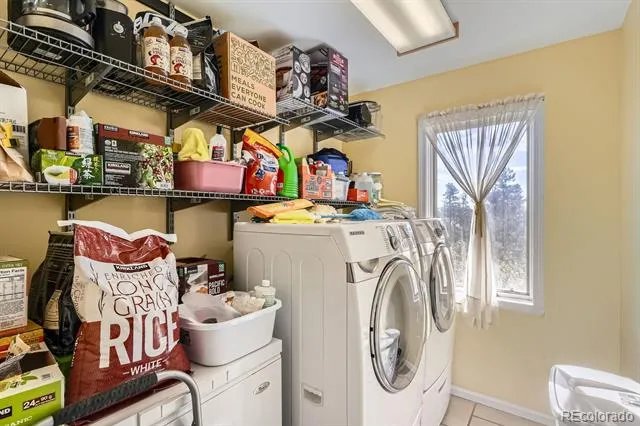 557 Highpoint Circle Black Hawk, CO 80422