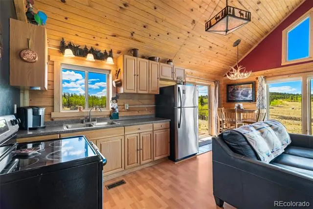 15 Mallard Road Como, CO 80432