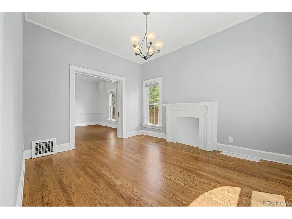 331 E Ellsworth Avenue Denver, CO 80209