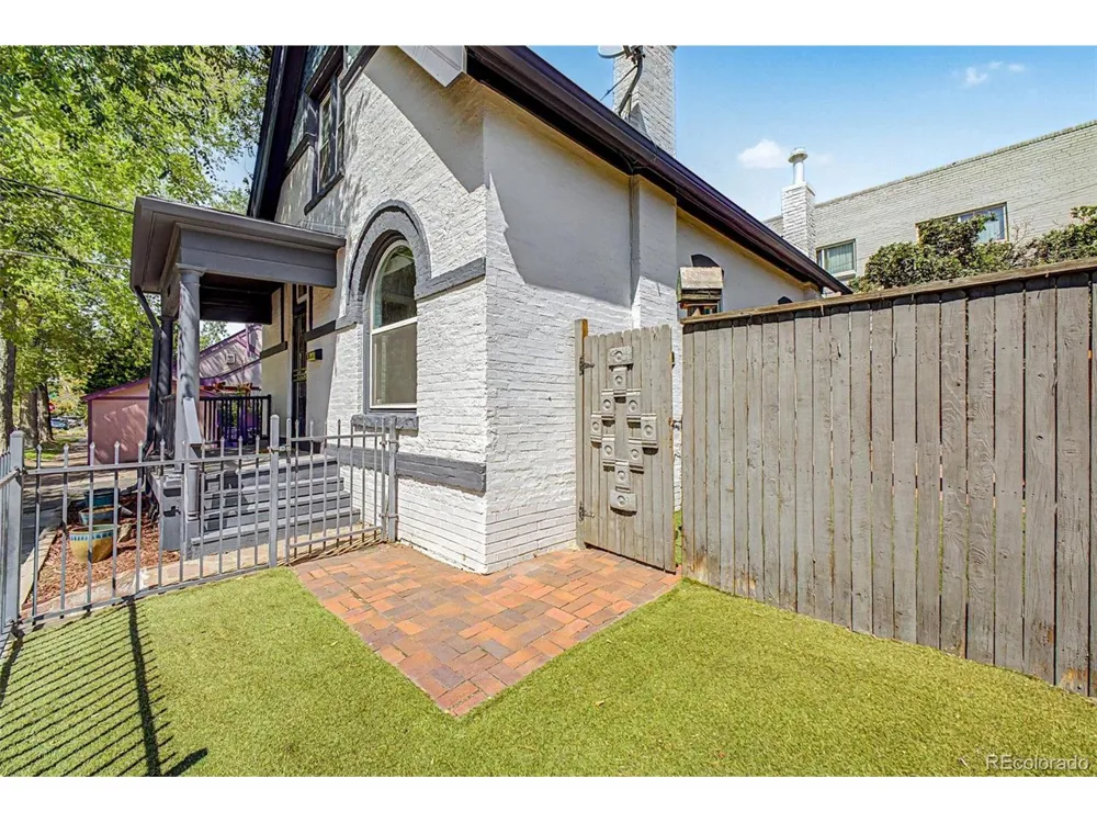 331 E Ellsworth Avenue Denver, CO 80209