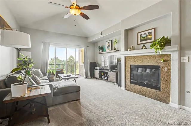 6222 Kilmer Loop #206 Golden, CO 80403