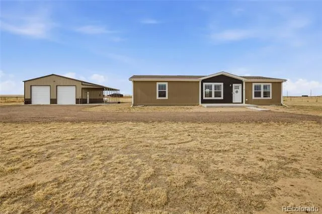 8 Brown Drive Wiggins, CO 80654
