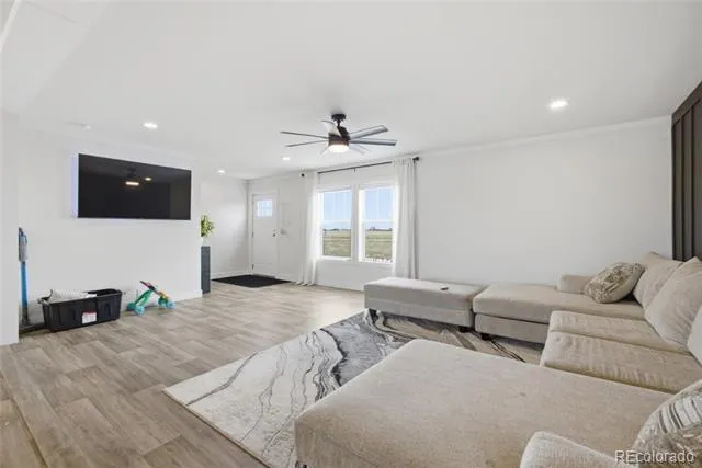 8 Brown Drive Wiggins, CO 80654
