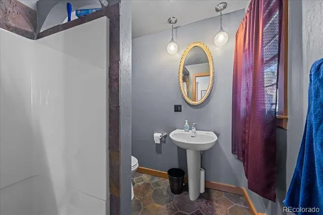 40 Ski Road Allenspark, CO 80510