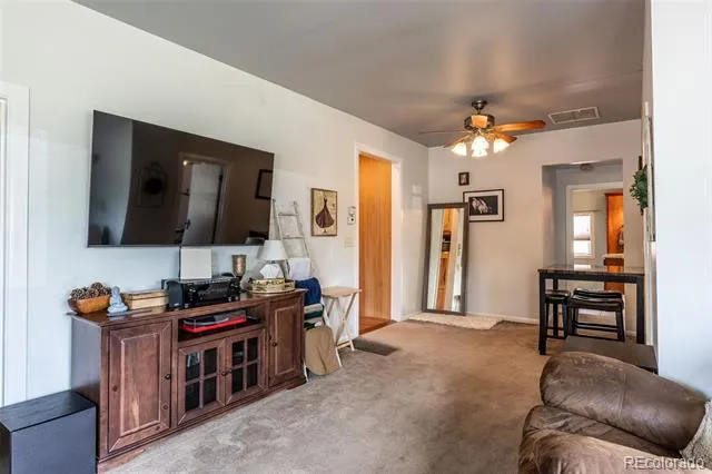 1922 W Cucharras Street Colorado Springs, CO 80904