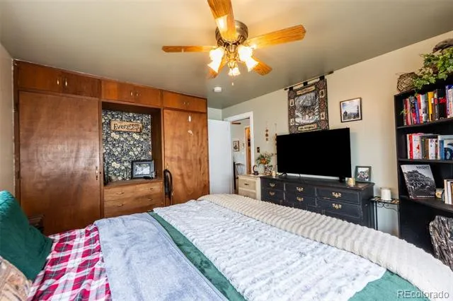 1922 W Cucharras Street Colorado Springs, CO 80904