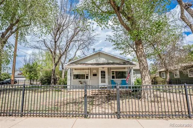 1922 W Cucharras Street Colorado Springs, CO 80904