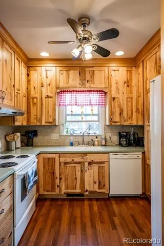1922 W Cucharras Street Colorado Springs, CO 80904