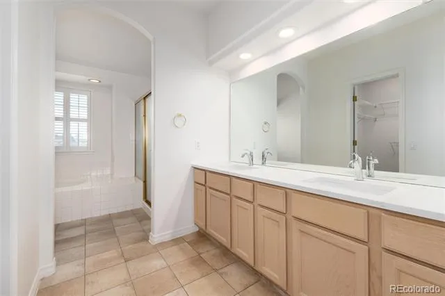 9758 Colinade Drive Lone Tree, CO 80124