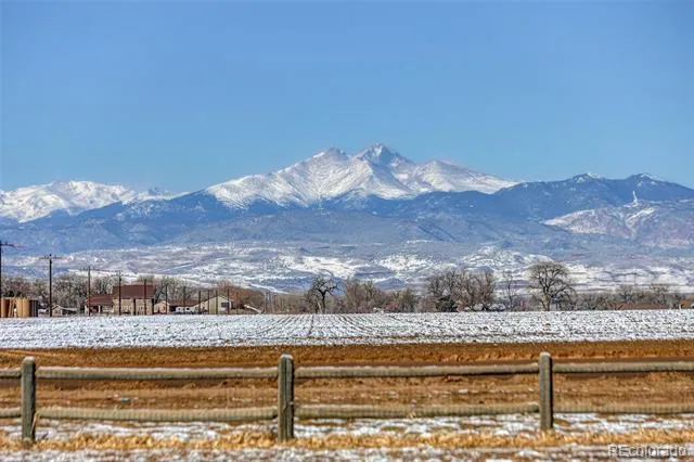 18031 Wagon Trail Mead, CO 80542