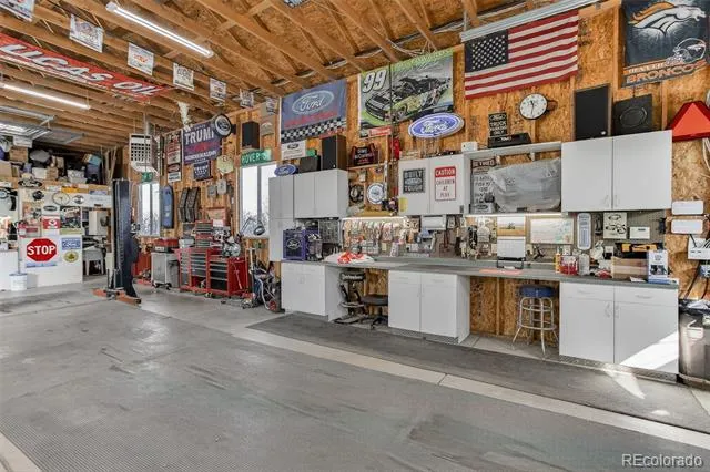 18031 Wagon Trail Mead, CO 80542