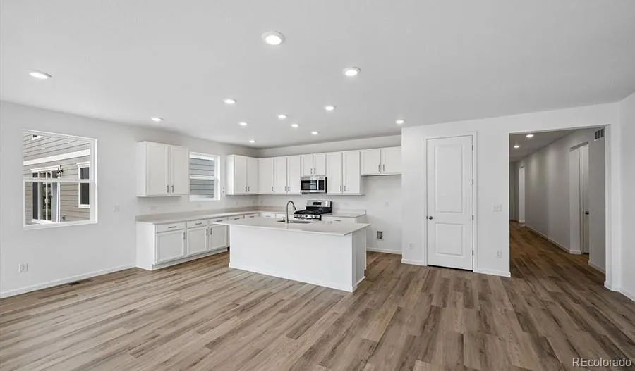 45944 Faith Avenue Bennett, CO 80102