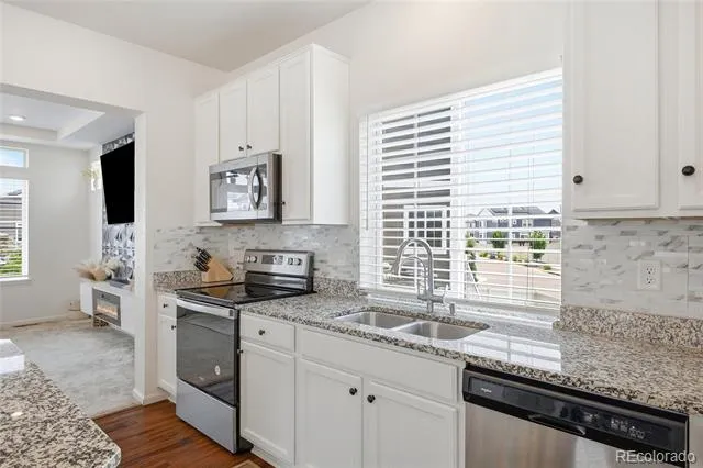 4003 Quatar Court Aurora, CO 80019